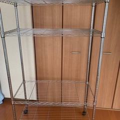 スチールラックの画像