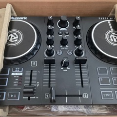 【美品】Numark Party Mix DJコントローラー ブラック 1度使用の画像