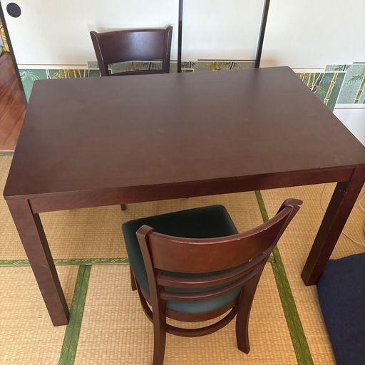 ダニエルテーブル