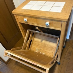 家具　引き出し　台車　移動可の画像