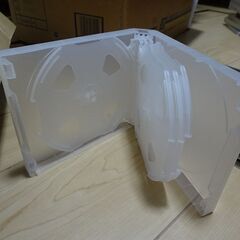 ダイソーで購入した中古CD・DVDケース多数＋おまけの画像