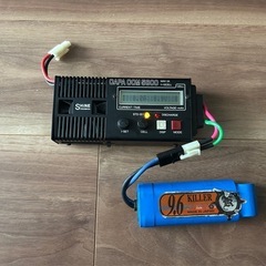 ニッカドバッテリーと充電器&放電器のセットの画像