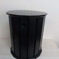 未使用/新品　訳あり特価　サイドテーブルになる スツール 天然木 4脚セット 完成品 スタッキング 木製 円形の画像