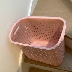 プラスチック収納ケース、ボックス、かご5個セットの画像