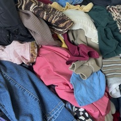 メンズシャツなどあります❗️無くなり次第終了です‼️の画像