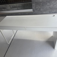 IKEAデスクの画像