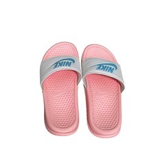 NIKE ベナッシ 24cmの画像