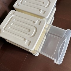 収納ケース4つの画像