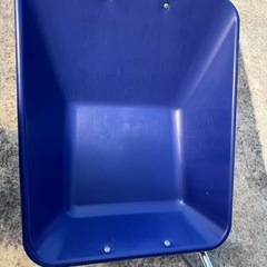 【プラスチック＆アルミ製】一輪車　猫車　運搬車の画像