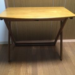 購入時 19,800円 造りのしっかりとした 折り畳める木製机&テーブルの画像