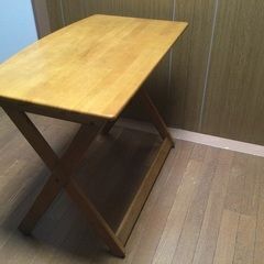 購入時 19,800円 造りのしっかりとした 折り畳める木製机&テーブルの画像