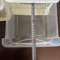 収納ケース4つの画像