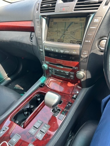 　即決値引きありLS600h