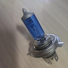 bosch 12v 60/55w h4u バルブ 車ライトの画像
