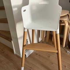 ベビーチェア　ナチュラルの画像