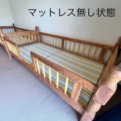 【最終1台限り】木製アンティーク シングルベッド＋マットレス付きの画像