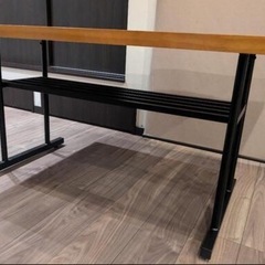 ダイニングテーブル　ナチュラルウッドの画像