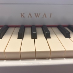 KAWAI ミニピアノの画像