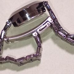 レディース腕時計　クォーツ　日付曜日表示　手首が太めの方の画像