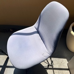 テーブルやイスなどの不用品回収の画像