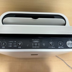 シャープ　加湿空気清浄機　KC-L50-Wの画像