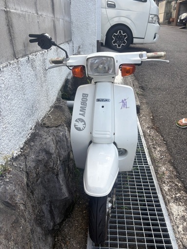 スズキ蘭　原付　バイク