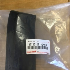 トヨタ  ハイエース200系バックドアーガーニッシュの画像
