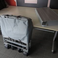 Ｍ　未使用/新品　訳あり特価　2way キャリーワゴン セット 大容量 200L 耐荷重150kg ノーパンクタイヤ キャリーカート 頑丈 フォールディング フォールディングカート チェアー テーブル 折りたたみ 折り畳み キャンプの画像
