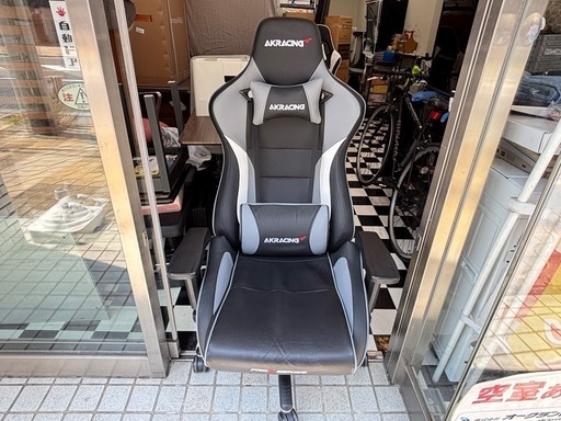 美品　ゲーミングチェア　AK Racing Pro-X V2