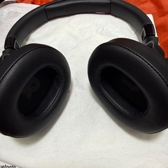 JBLワイヤレスヘッドホンTUNE 770NCの画像
