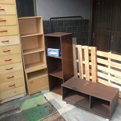 配達先決定🚚　無料配達して5000円支払いします🚚カラーボックス💖ラック・他💖家具の廃材まとめて💖の画像