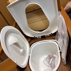 家具調ポータブルトイレの画像