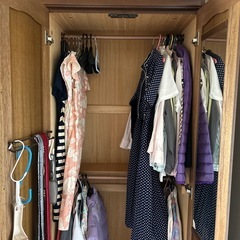 洋服ダンスの画像
