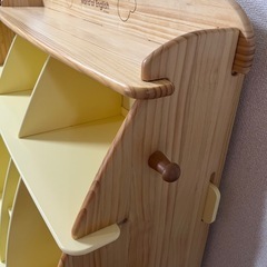 ディズニー　ワールドファミリー　本棚の画像
