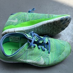 NIKEスニーカー24センチの画像