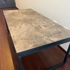 センターテーブルの画像
