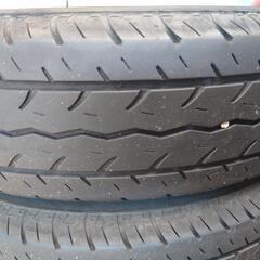 ヨコハマタイヤ145/80R12インチ軽バン軽トラタイヤ２本　2022年製の画像