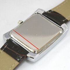動作品 メーカー不明 クオーツ式腕時計 レクタンギュラー 3針 ローマンインデックス 25年8月電池交換 札幌市 清田区 平岡の画像