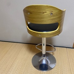 ハイチェア　回転式　ニトリの画像