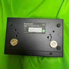 ★エレコム★ Ｇｉｇａ５ポートＨｕｂ／マグネット付き／電源内蔵 EHC-G05MN2-HJB＠ｙ6の画像