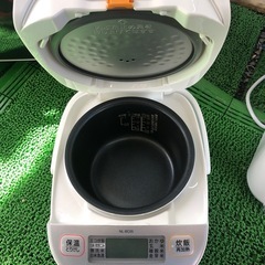 象印　マイコン炊飯ジャー　炊飯器　3合炊　NL-BC05の画像