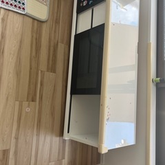 テレビ台の画像