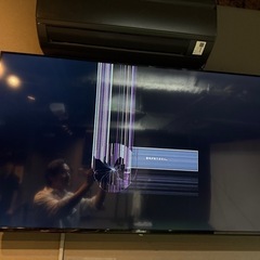 割れたモニター差し上げます。
の画像