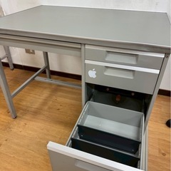 早い者勝ち 机 デスク テーブル オフィス オフィス家具 オフィス用の画像