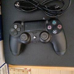 PS４ゲーム本体　ソフトの画像