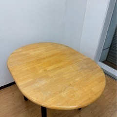 早い者勝ち 無料 タダ テーブル 木製 机 家具 シンプル の画像