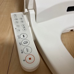 東芝温水洗浄便座の画像