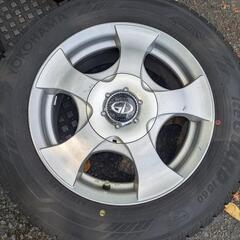 フィット ヤリス 等スタッドレスタイヤセット　175/70R14 ヨコハマ iceGuard IG60 バリ山の画像