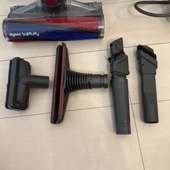 dyson 掃除機の画像
