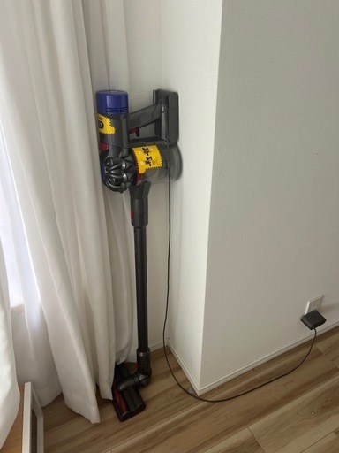 Dyson V7 slim